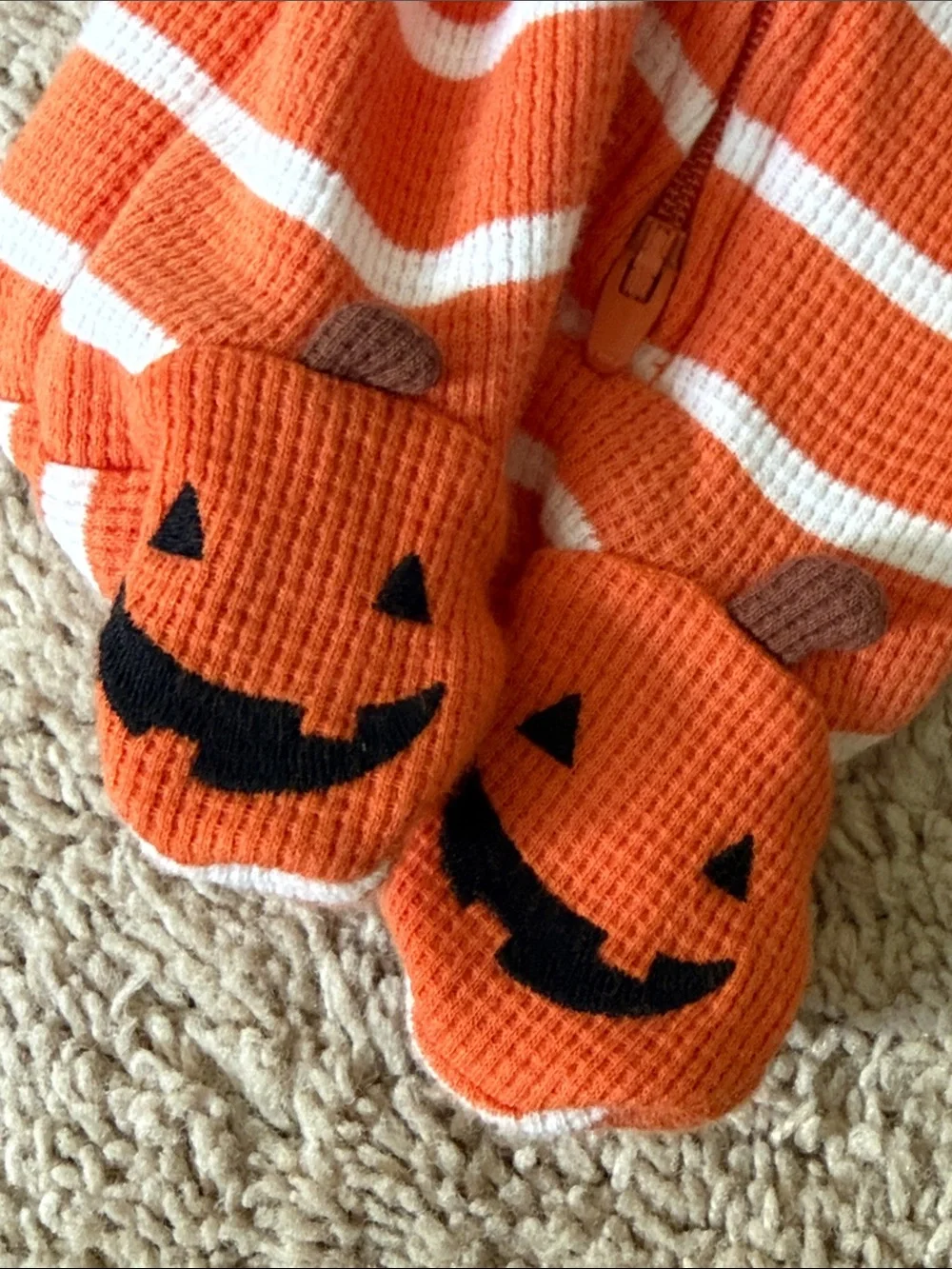 Baby Unisex Carter's Orange and White Striped Pumpkin Footie size Newborn